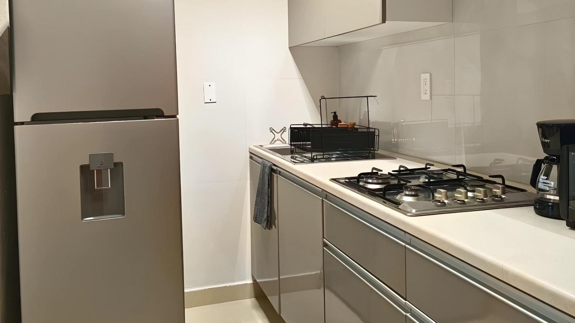 Stylish 2br On Amsterdam W. Private Terrace! Apartment